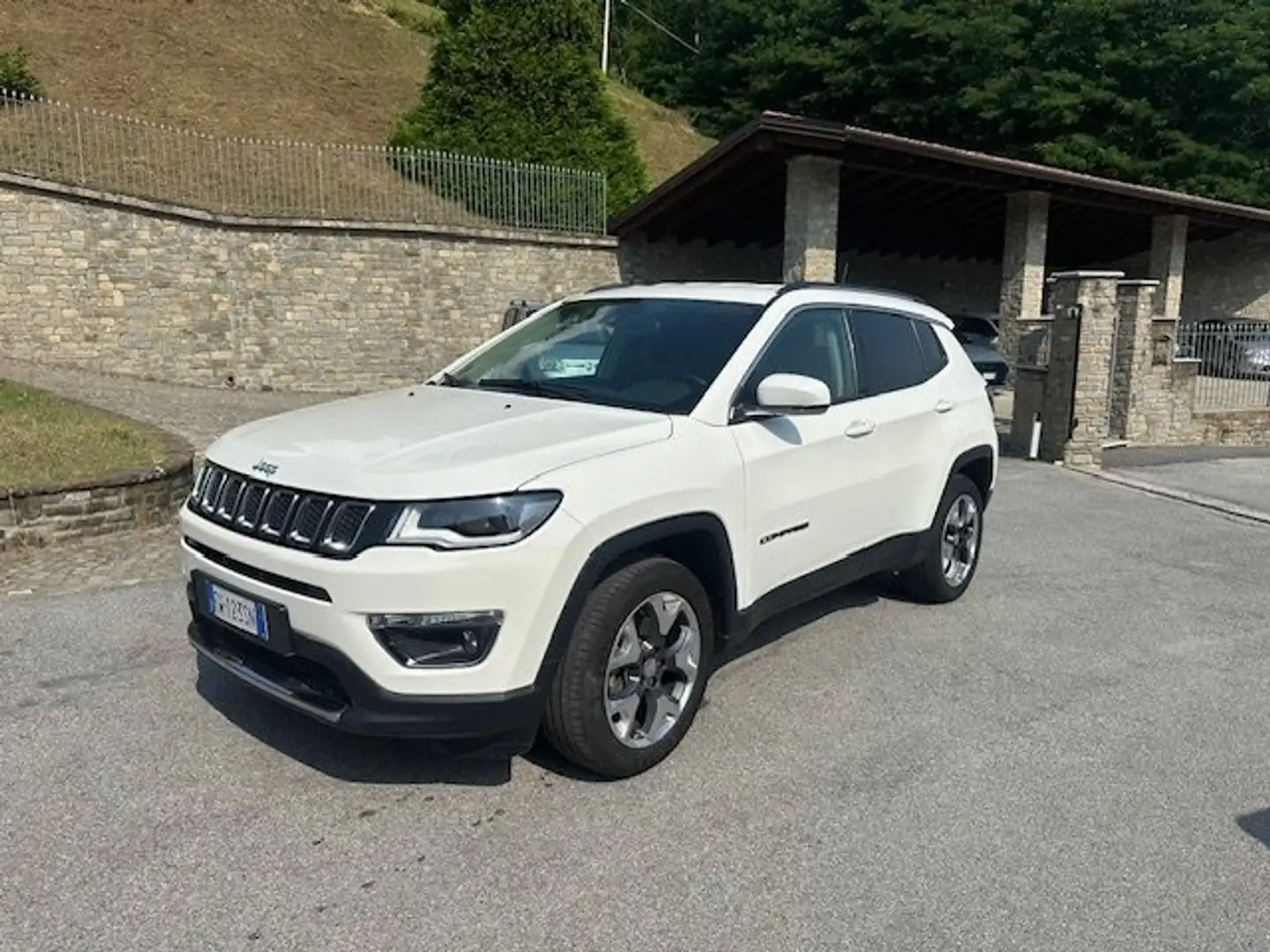 Jeep Compass Compass 2.0 mjt Limited 4wd 140cv auto my19 Weiß - 1