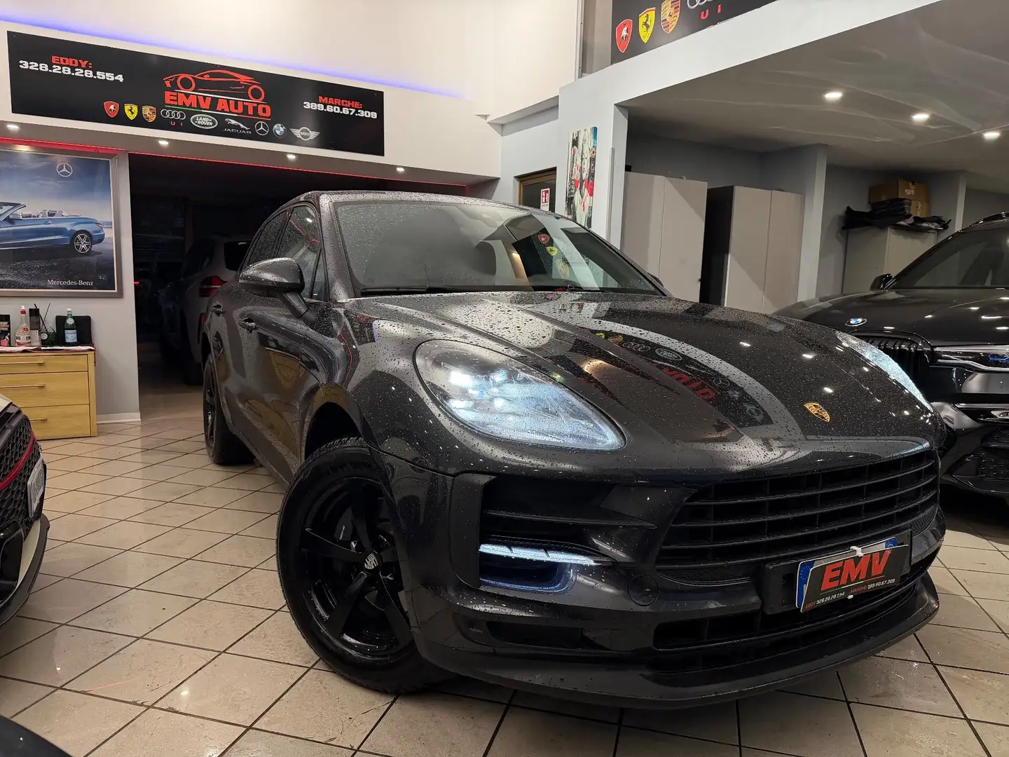Porsche Macan Porsche MACAN 2,0 benzina iva esposta Nero - 1