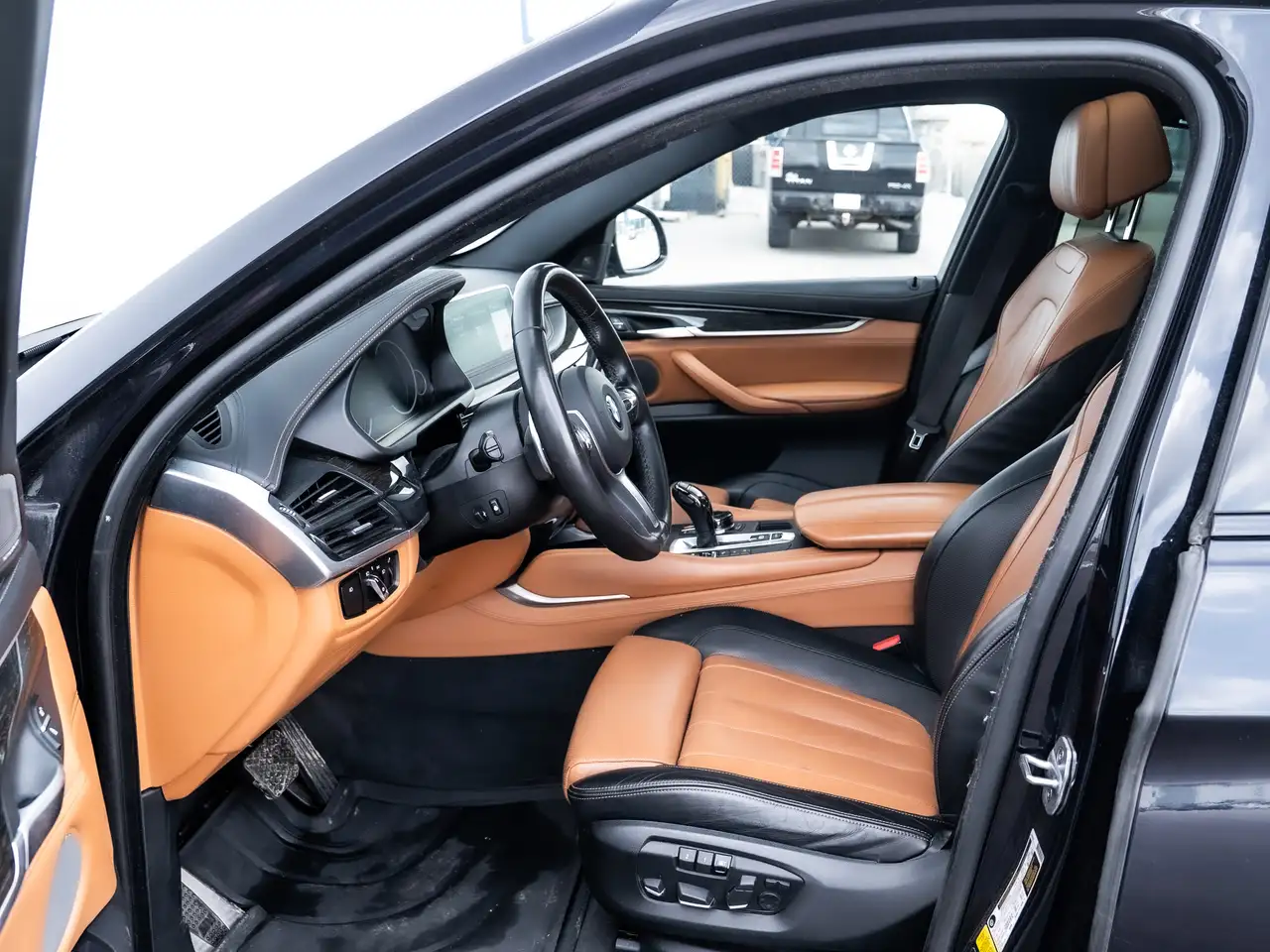 BMW X6 снимка BMW X6