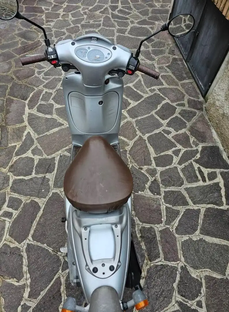 Aprilia Scarabeo 50 Street 2t Argintiu - 2