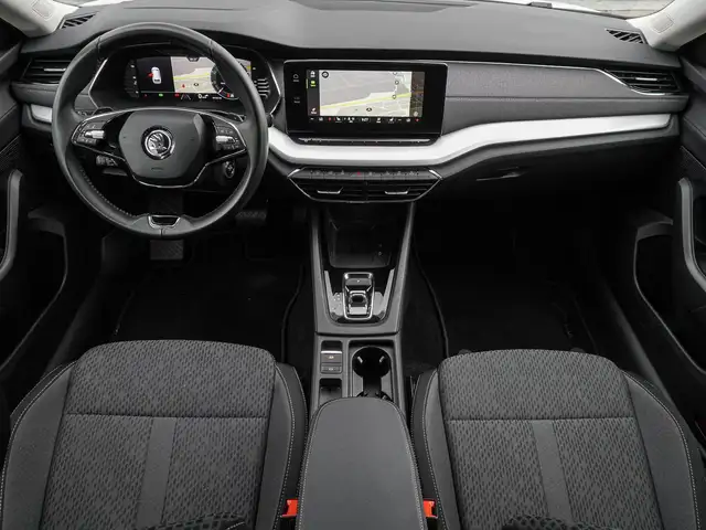 Skoda Octavia view 10