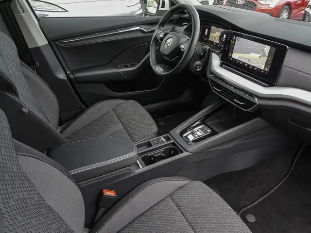 Skoda Octavia view 8