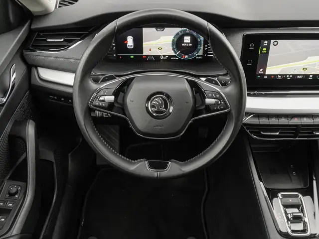 Skoda Octavia view 11