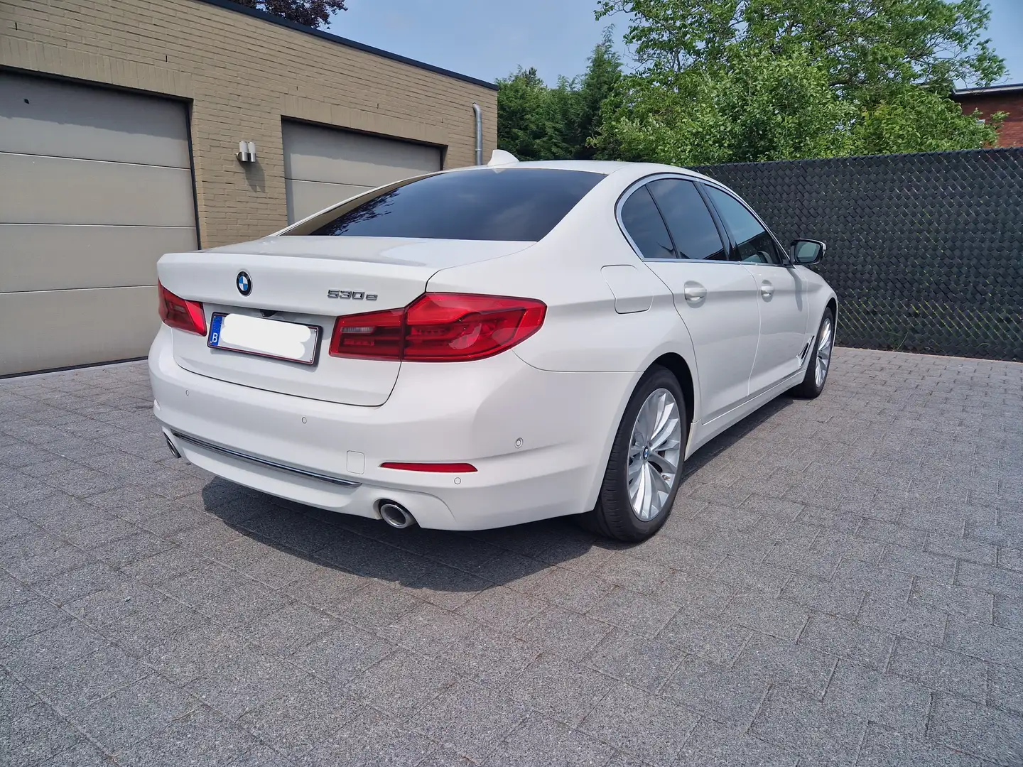 BMW 530 530e Aut. Luxury Line Blanc - 1