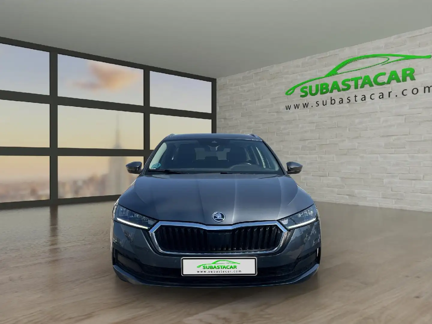 Skoda Octavia Combi 1.5 TSI Ambition 110kW Gris - 2