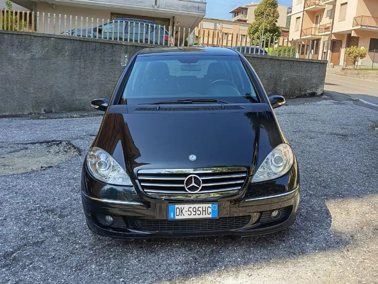 Mercedes-Benz A 180 A 180 cdi Avantgarde Fekete - 1