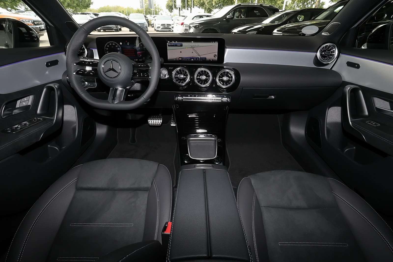 Mercedes-Benz A 200