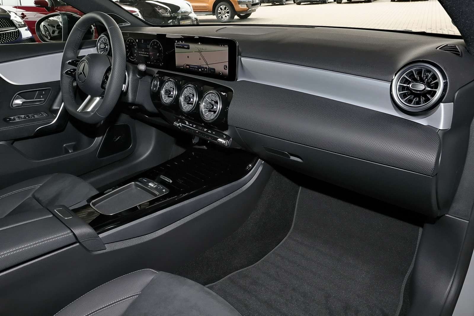 Mercedes-Benz A 200