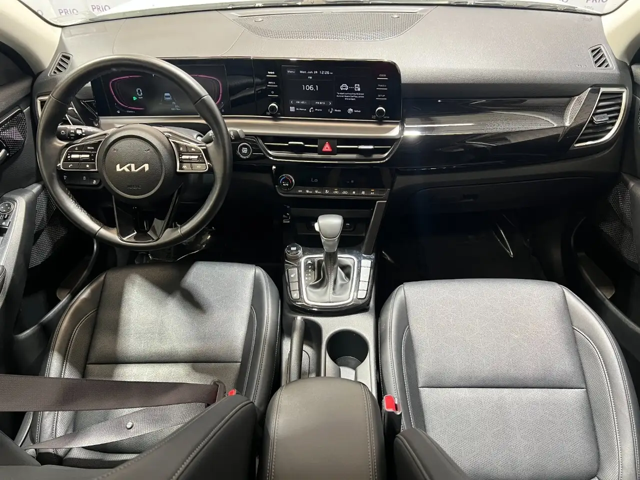 Kia Seltos снимка Kia Seltos