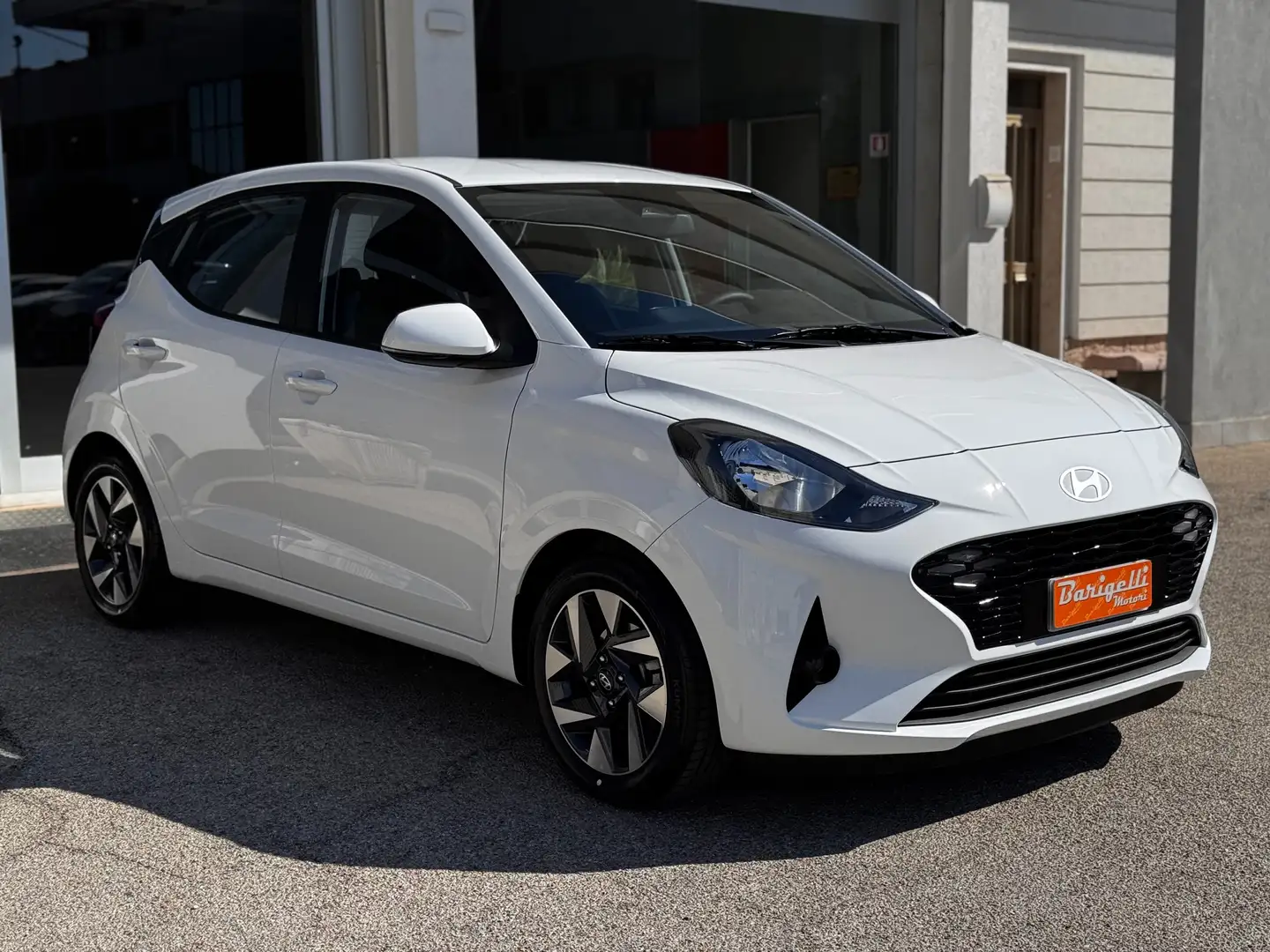Hyundai i10 i10 1.0 Gpl Connectline 61cv Weiß - 2