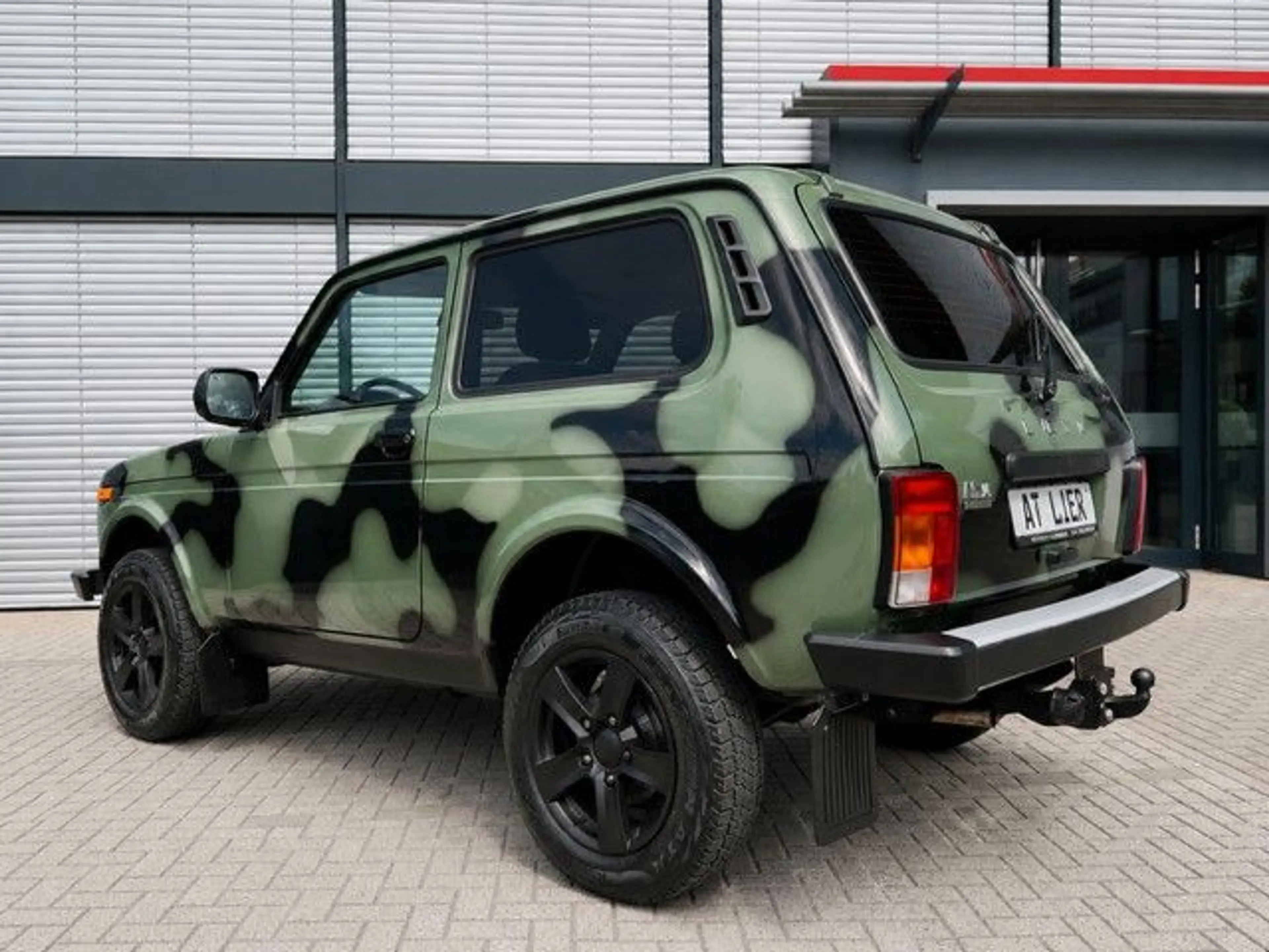 Lada Niva Taiga LEGEND 4x4 Klima Sitzheizung AHK 1,9t — photo 5