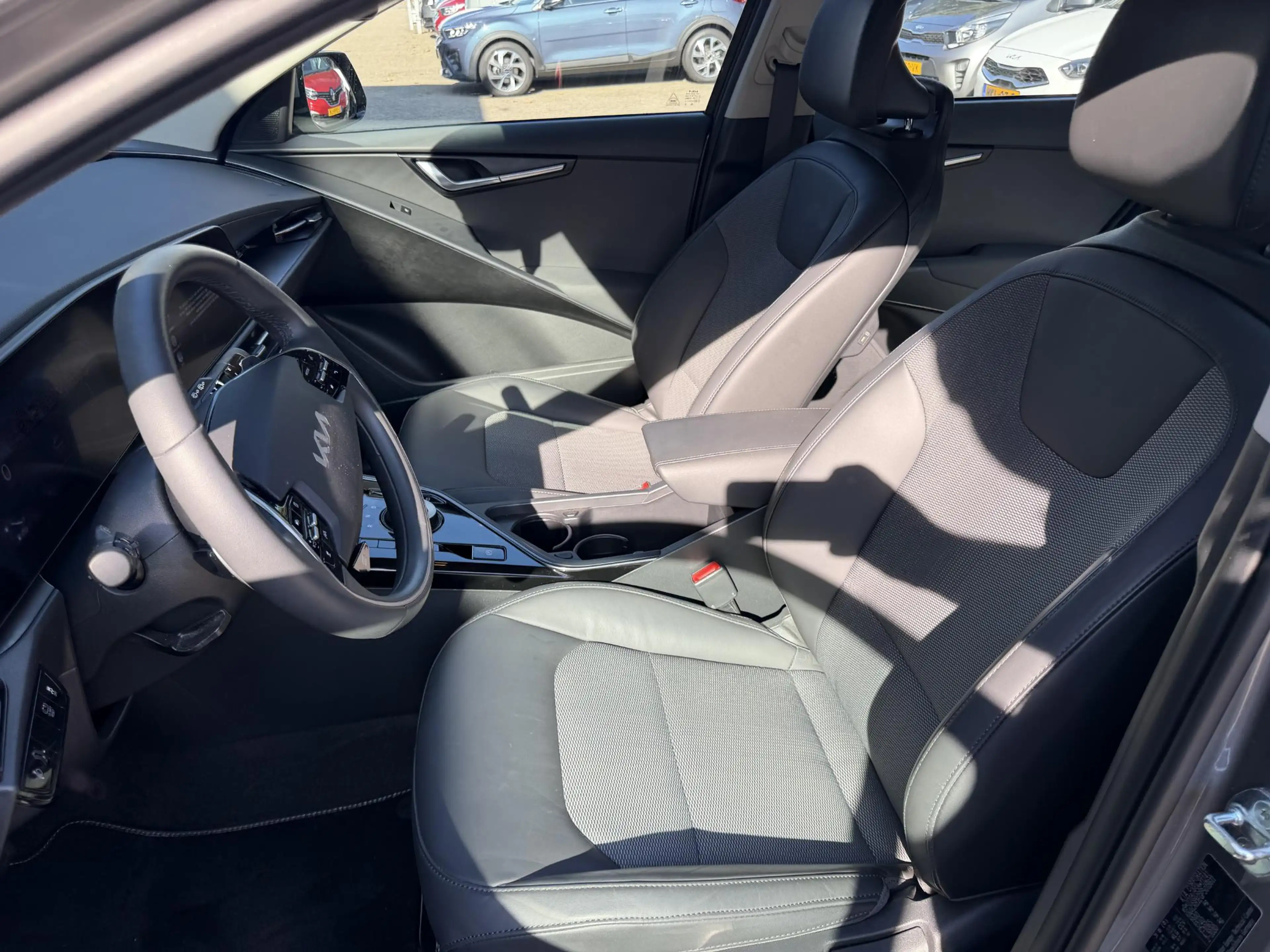Kia Niro 1.6 GDi Hybrid DynamicLine | Trekhaak | Camera | N — photo 9
