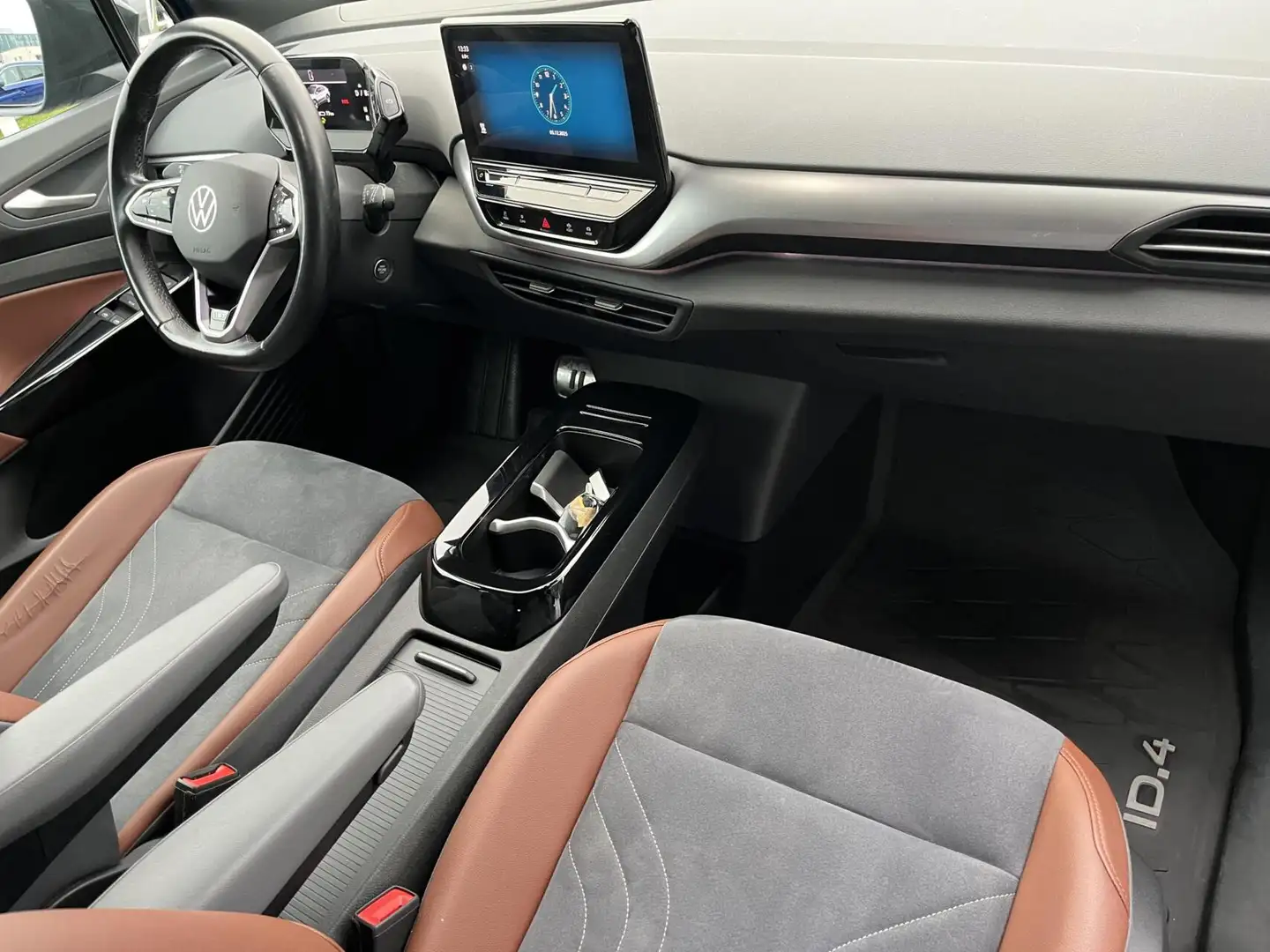 Volkswagen ID.4 First 77 kWh 204PK 20INCH+CARPLAY+EL TREKH Bleu - 2