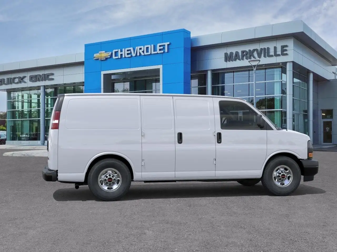 GMC Savana снимка GMC Savana