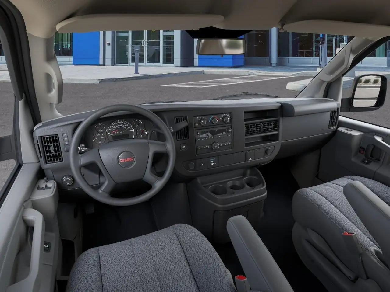 GMC Savana снимка GMC Savana