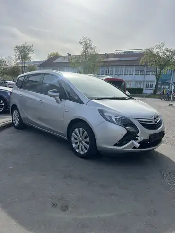Opel Zafira Tourer Drive