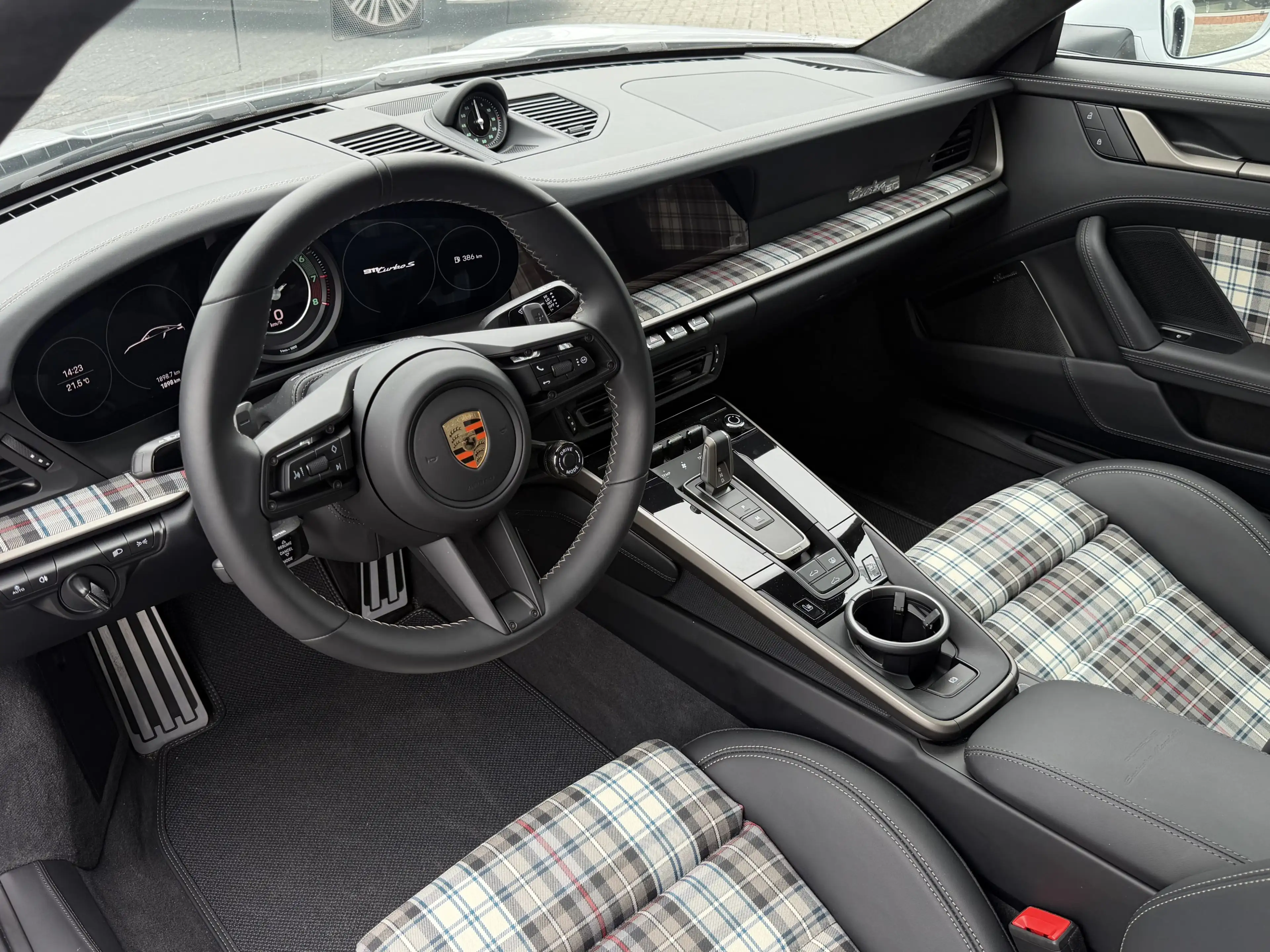 Porsche 911 Turbo S *1 of 1974*Heritage Paket* — photo 13