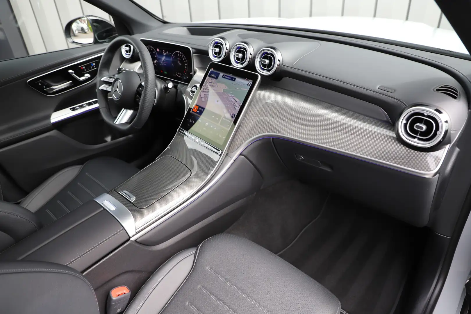 Mercedes-Benz GLC 400 400e AMG 4-Matic | 381PK | Achterasbesturing | Luc Grijs - 2