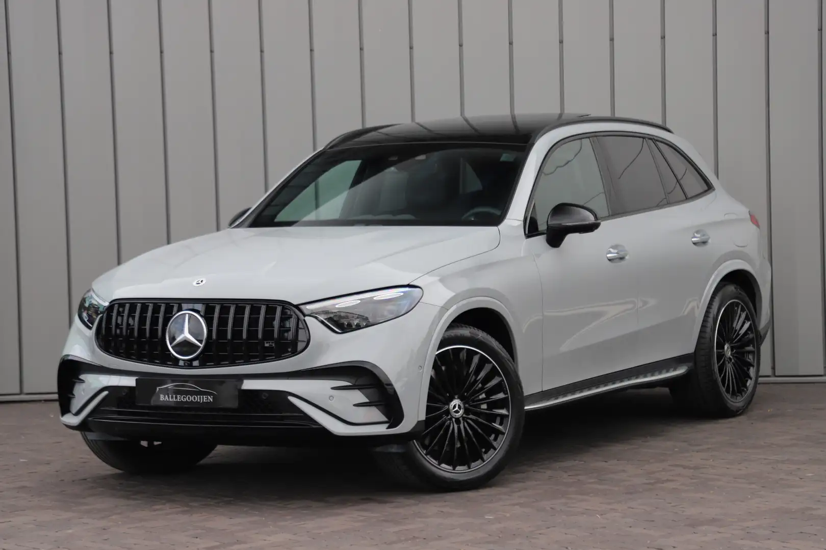 Mercedes-Benz GLC 400 400e AMG 4-Matic | 381PK | Achterasbesturing | Luc Grijs - 1