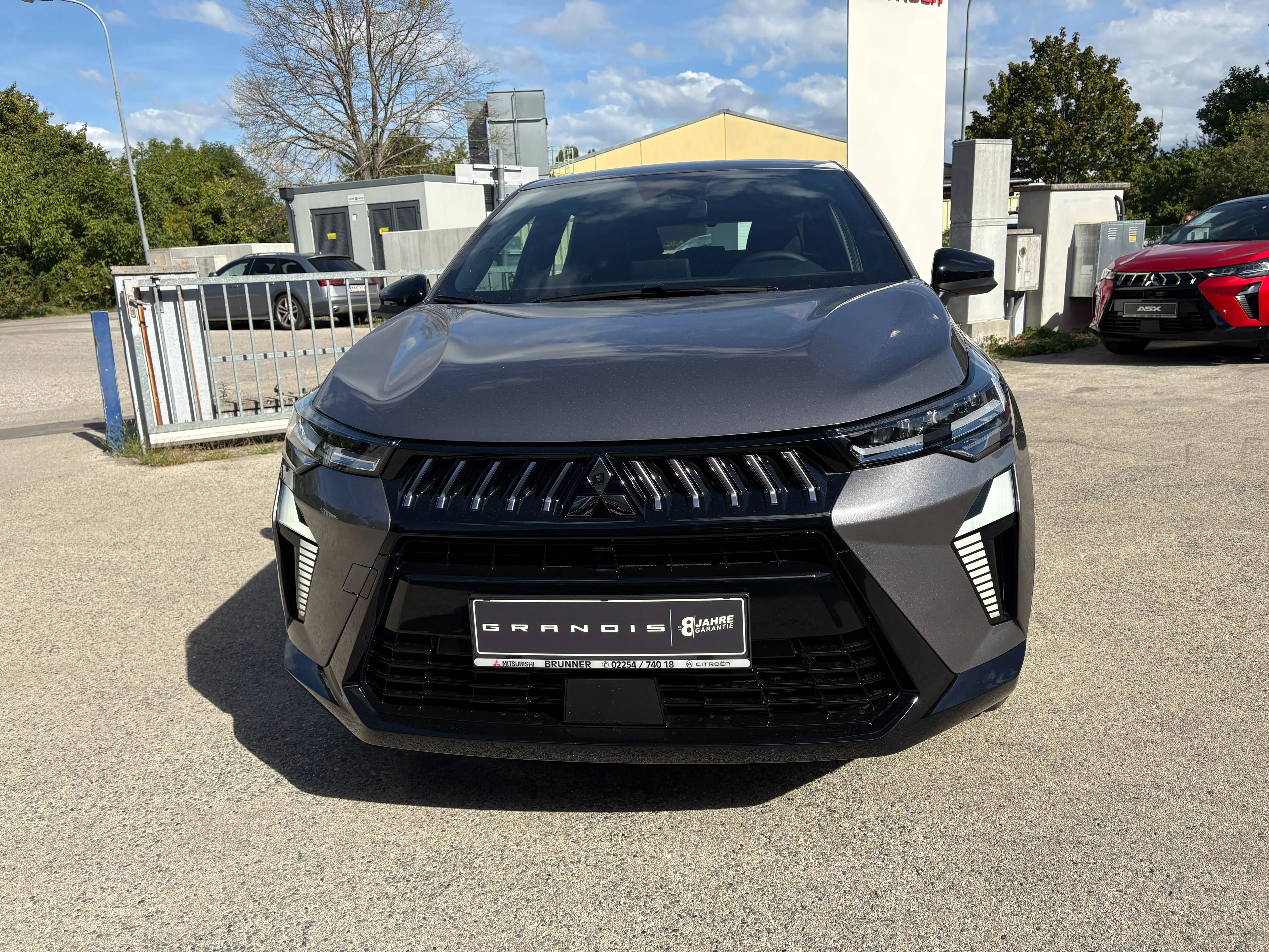 Mitsubishi Grandis 1,8 HEV Invite Aut. /incl. Winterräder — photo 2