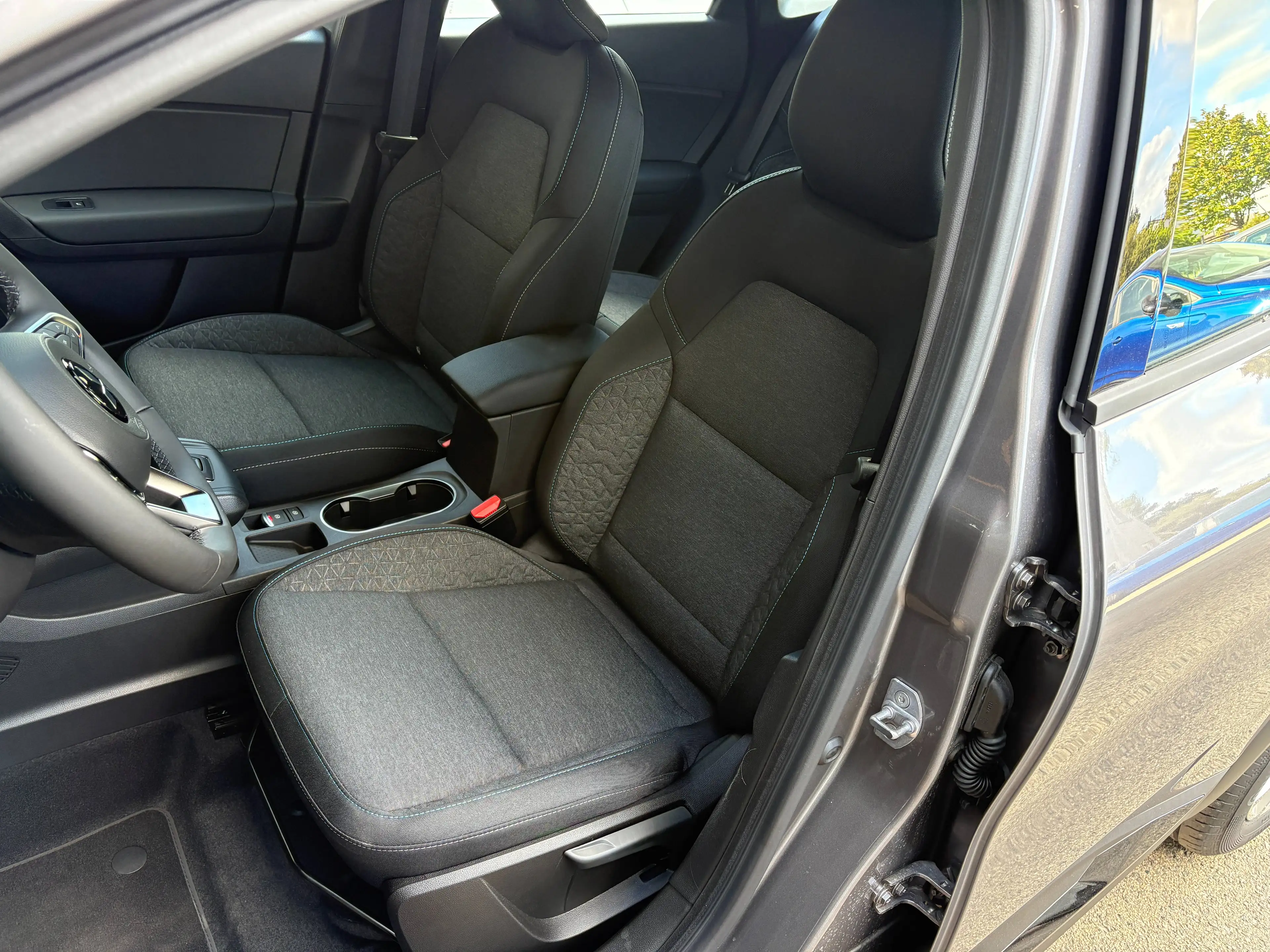 Mitsubishi Grandis 1,8 HEV Invite Aut. /incl. Winterräder — photo 15