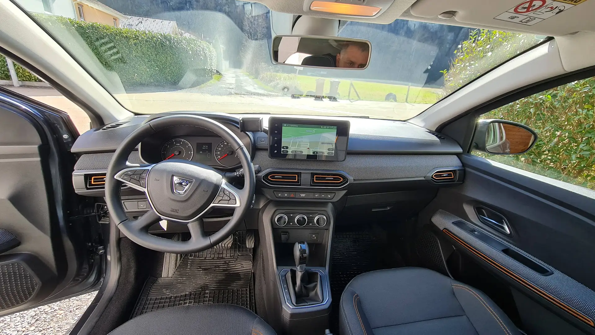 Dacia Sandero Sandero Comfort TCe 90 CVT Comfort Grau - 1