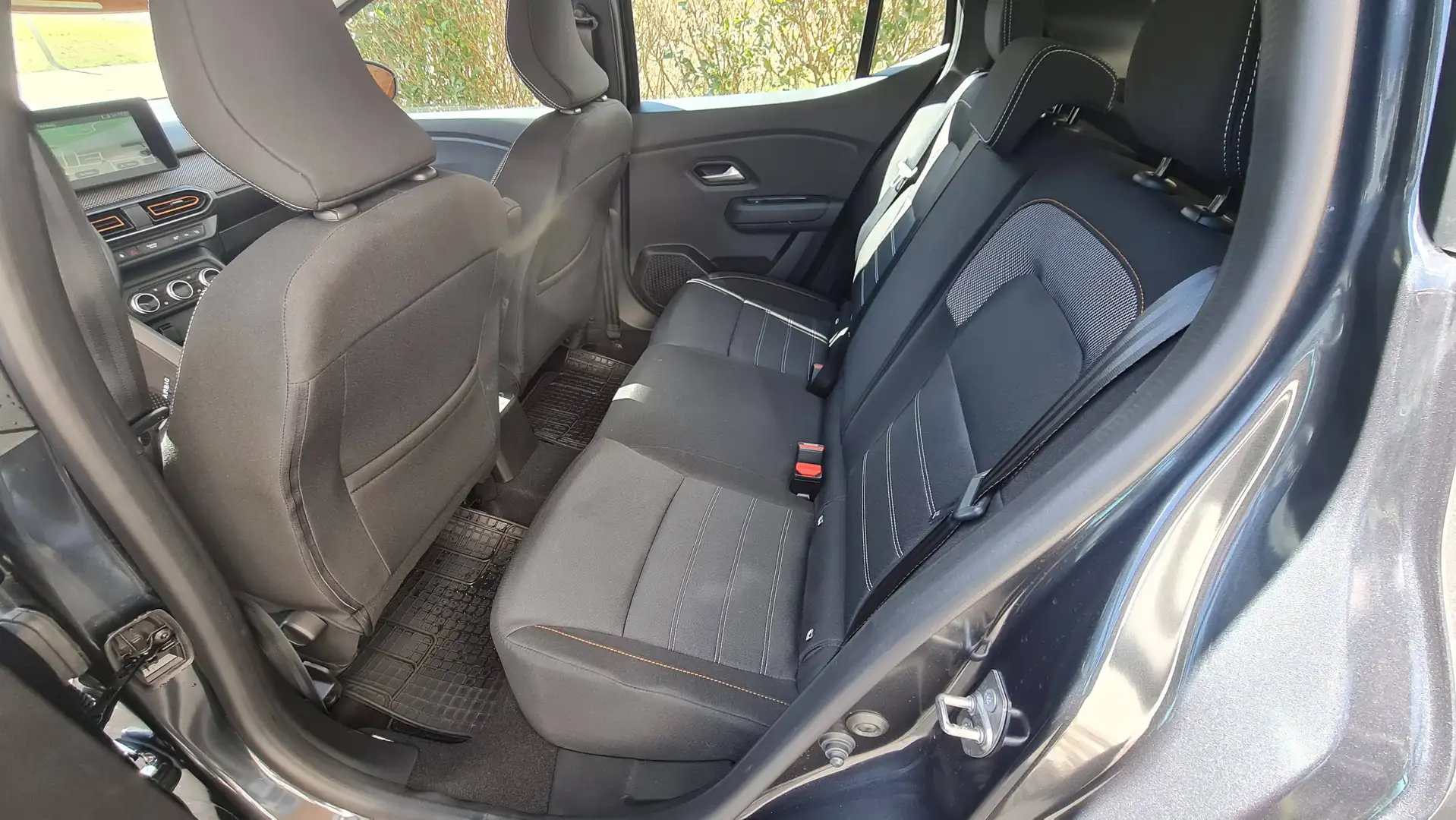 Dacia Sandero Sandero Comfort TCe 90 CVT Comfort Grau - 2