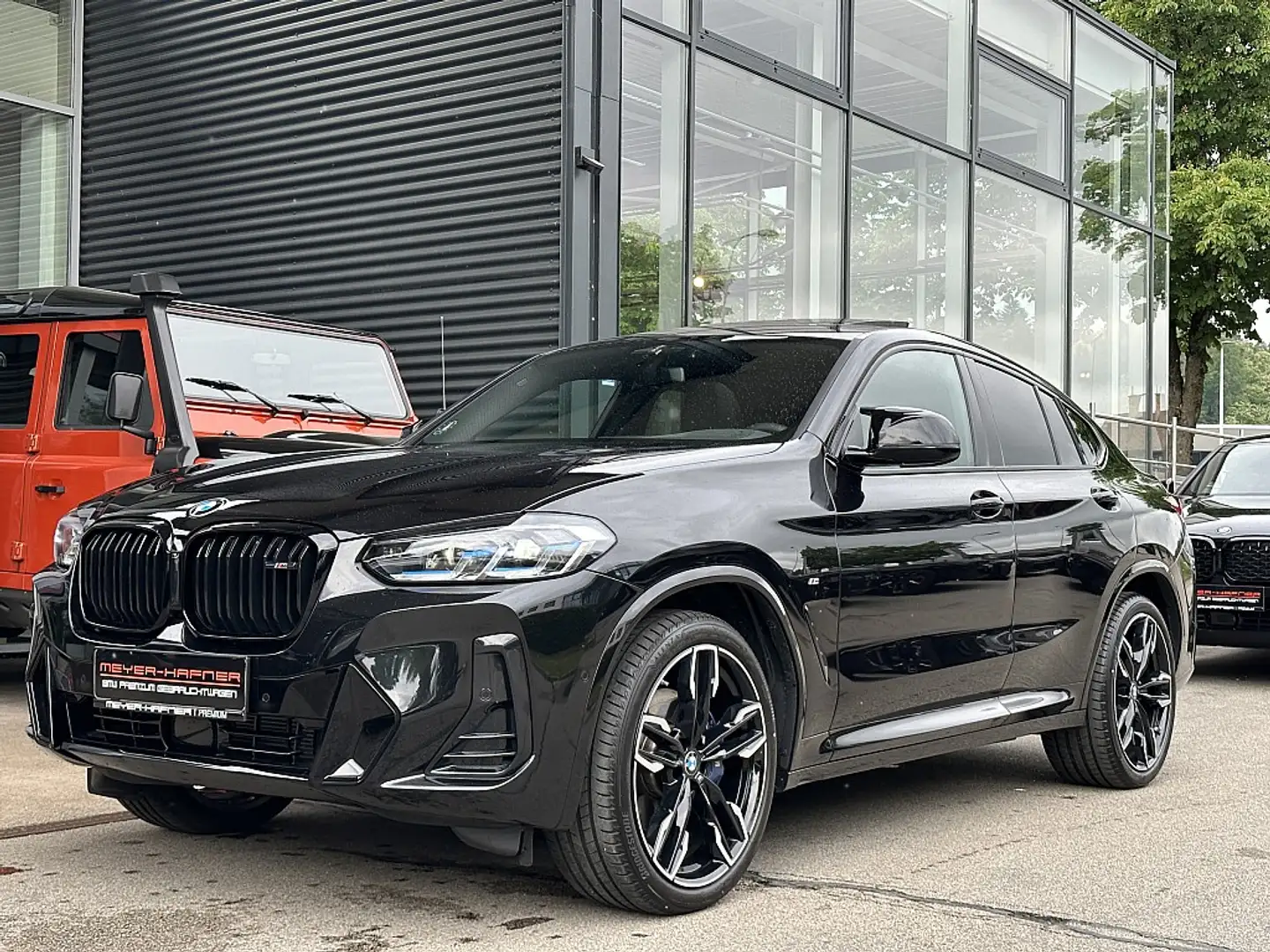 BMW X4 M 40i Aut. Schwarz - 2