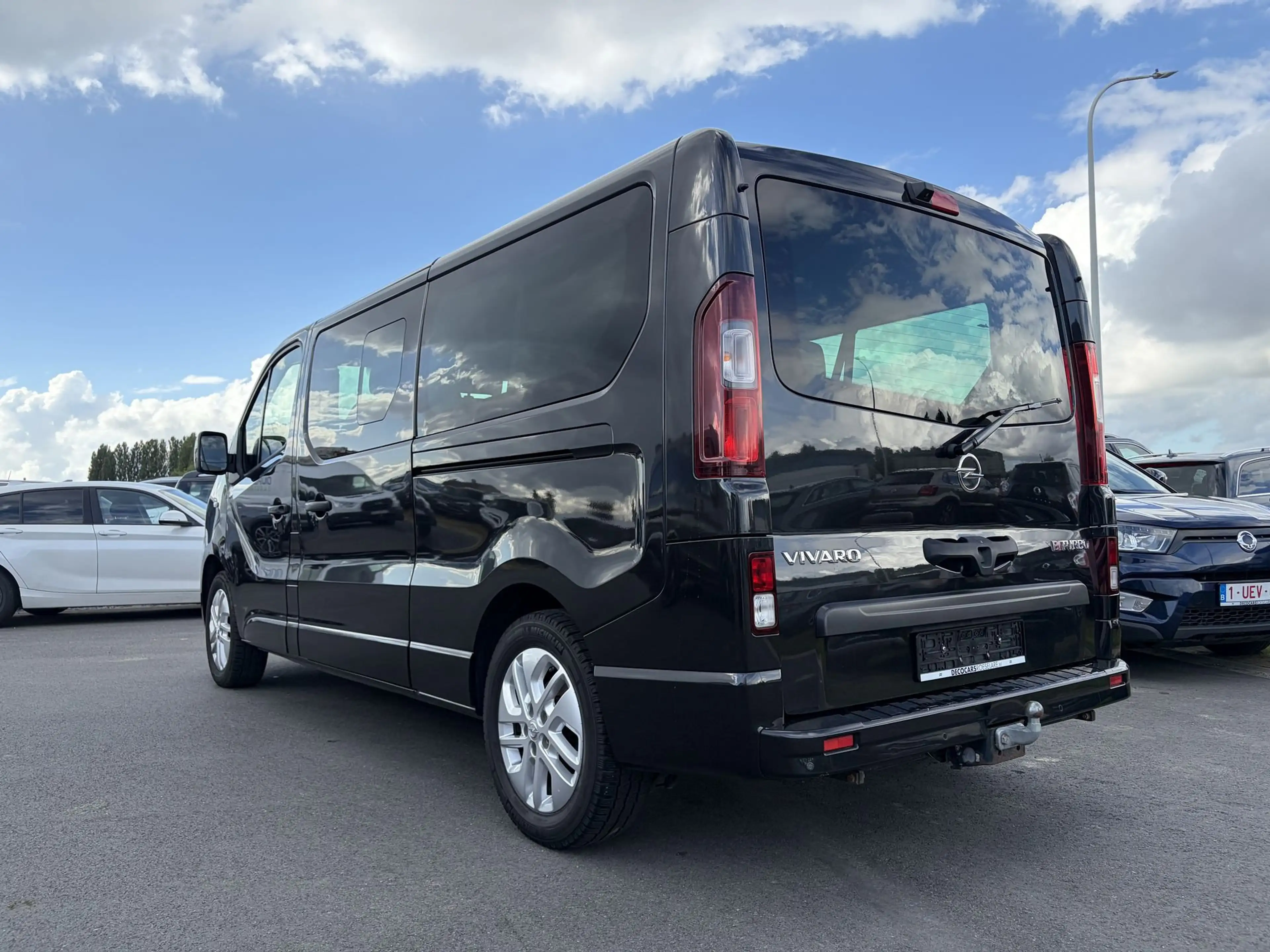 Opel Vivaro 8 Zit Plaatsen / Camera / Keyless / Dubbele Schuifdeur / Navigatie / Cruise Control / — photo 8