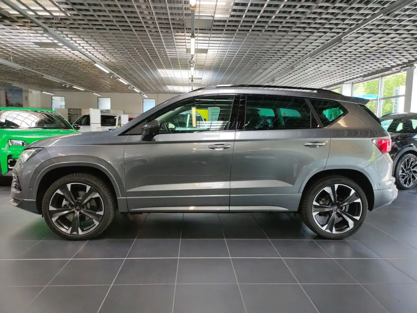 CUPRA Ateca Basis 4Drive Klima Navi Rückfahrkamera Grau - 2