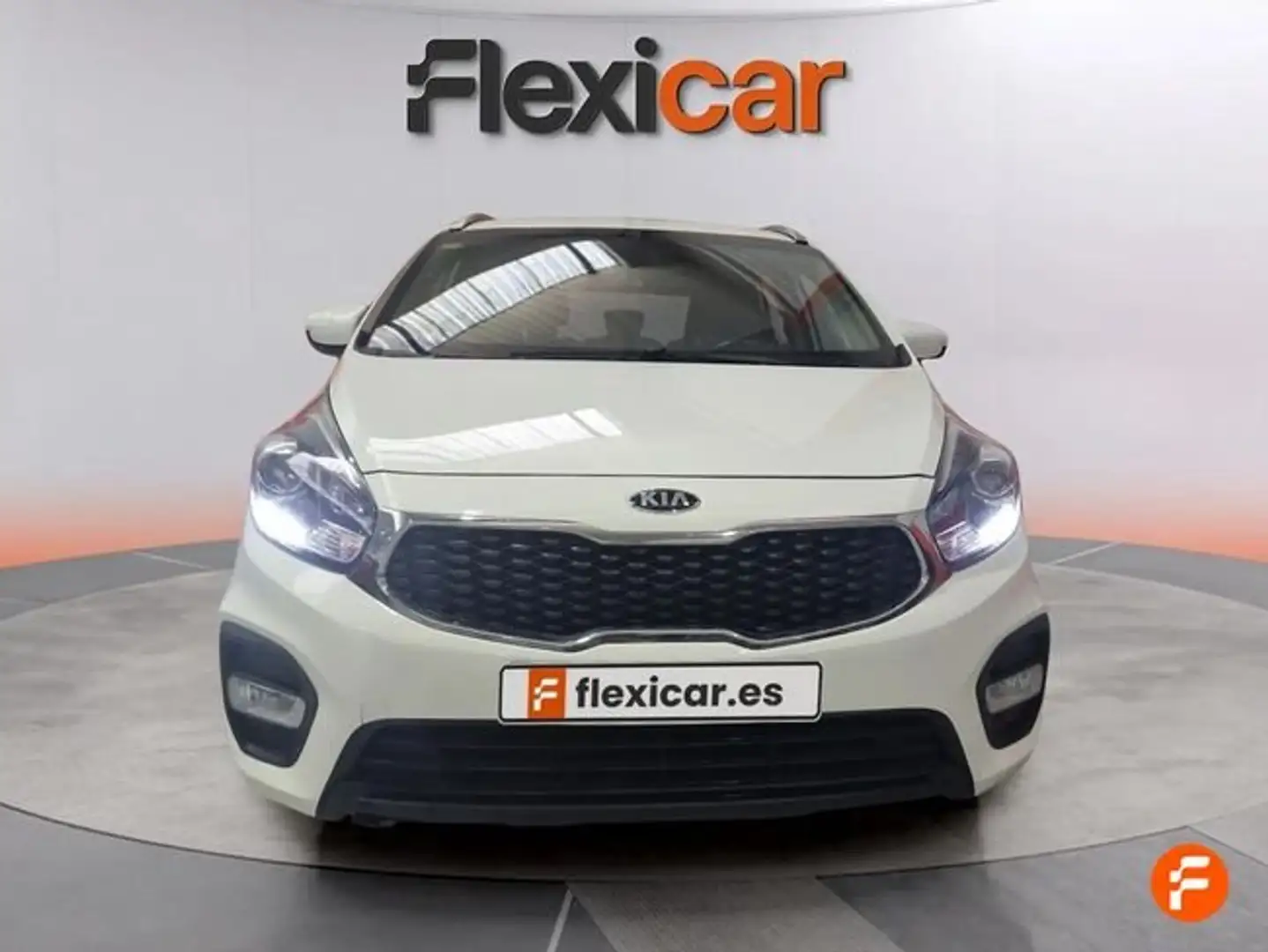Kia Carens 1.6 GDi Concept 135 Blanc - 2