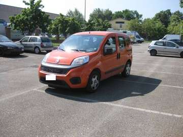 1.4 8v Easy 77cv (OK NEOPATENTATI)