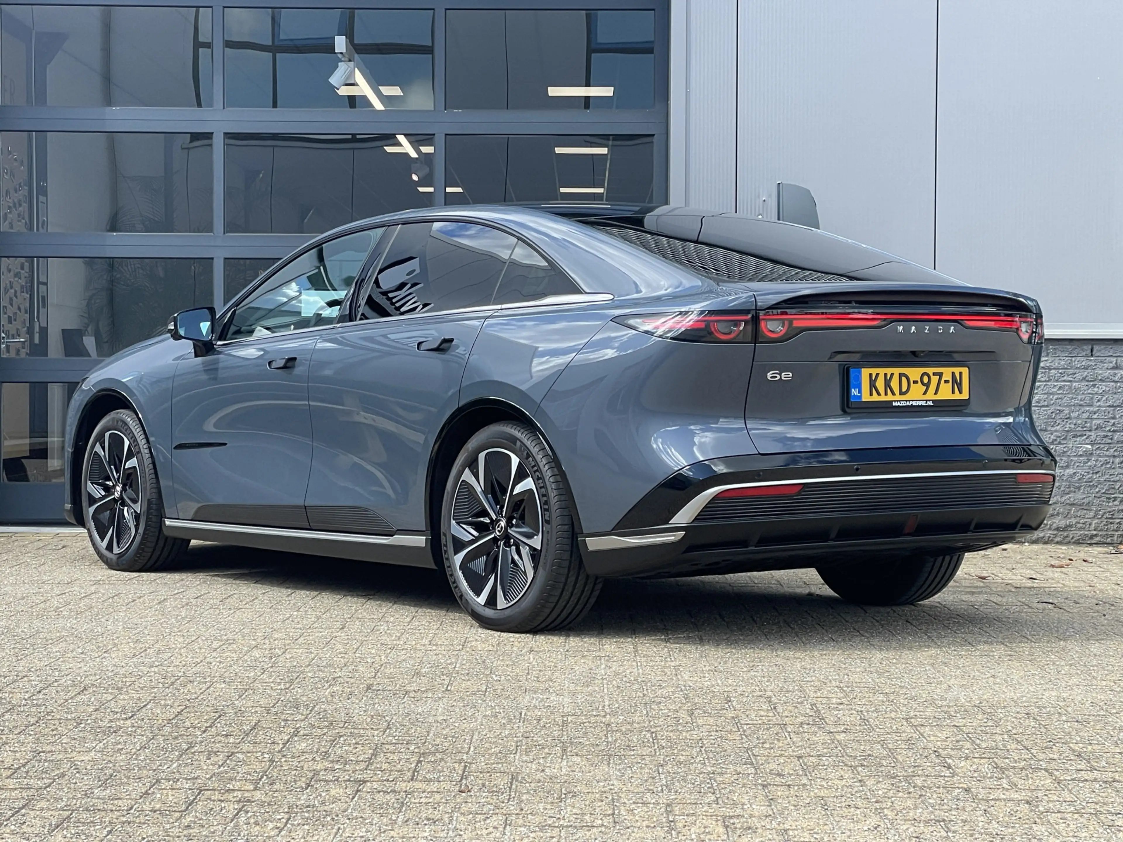Mazda 6e Takumi Long Range 80 kWh | PANORAMA DAK | 360 CAME — photo 3