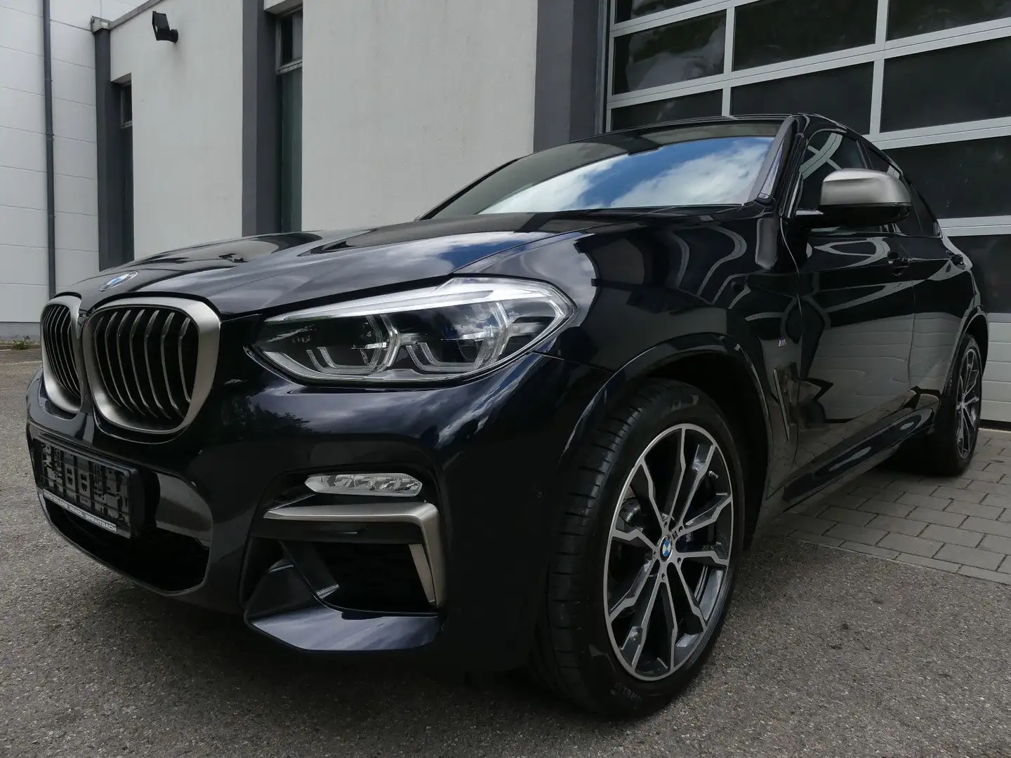 BMW X4 M i xDrive Pano/H&K/HuD/Virtual/360°/1.Hd Zwart - 1