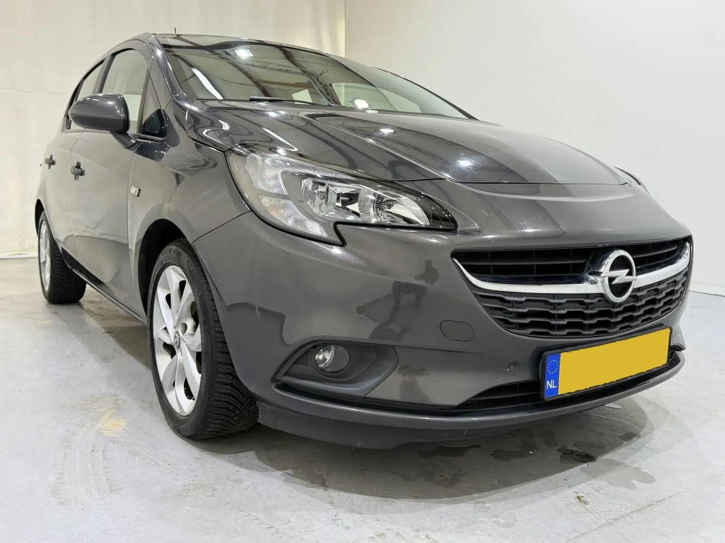 Opel Corsa 5-Drs 1.0 Ecotec Color Edition Gris - 1