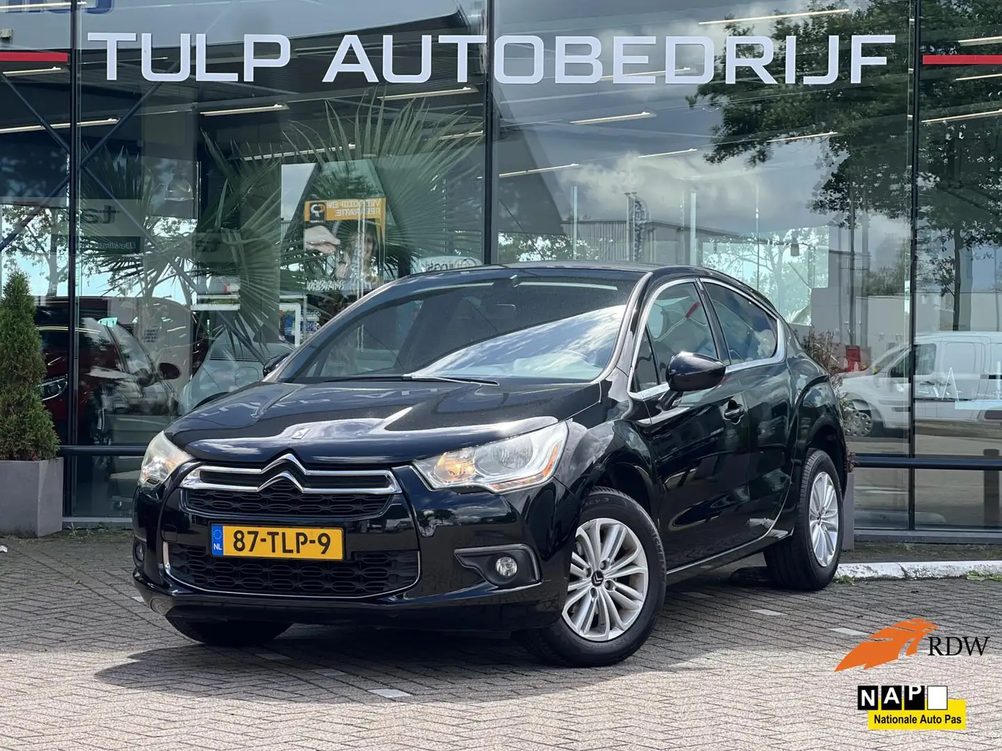 Citroen DS4 1.6 VTi Chic Connect pakket Airco Isofix NAP Schwarz - 1