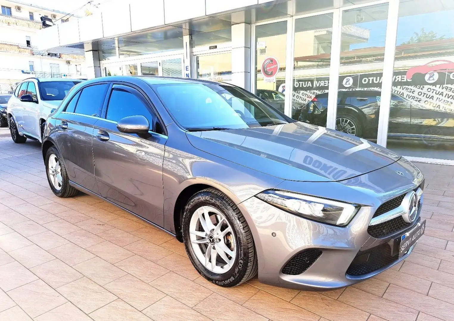 Mercedes-Benz A 180 A 180 d Automatic 4p. Sport Gris - 1
