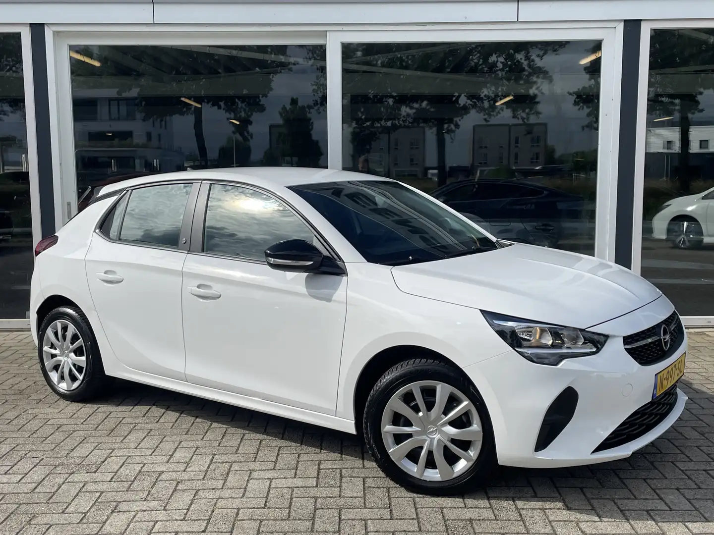 Opel Corsa-e Edition 50 kWh 50% deal 5.625,- ACTIE Carplay / Cr Wit - 1