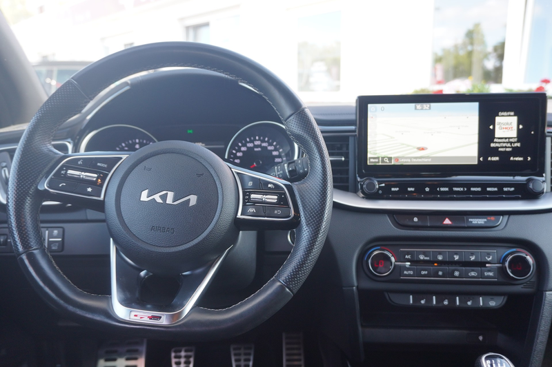 Kia ProCeed / pro_cee'd ProCeed GT-Line 1.5 T-GDI LED Navi 4xSHZ Kam Parka — photo 15
