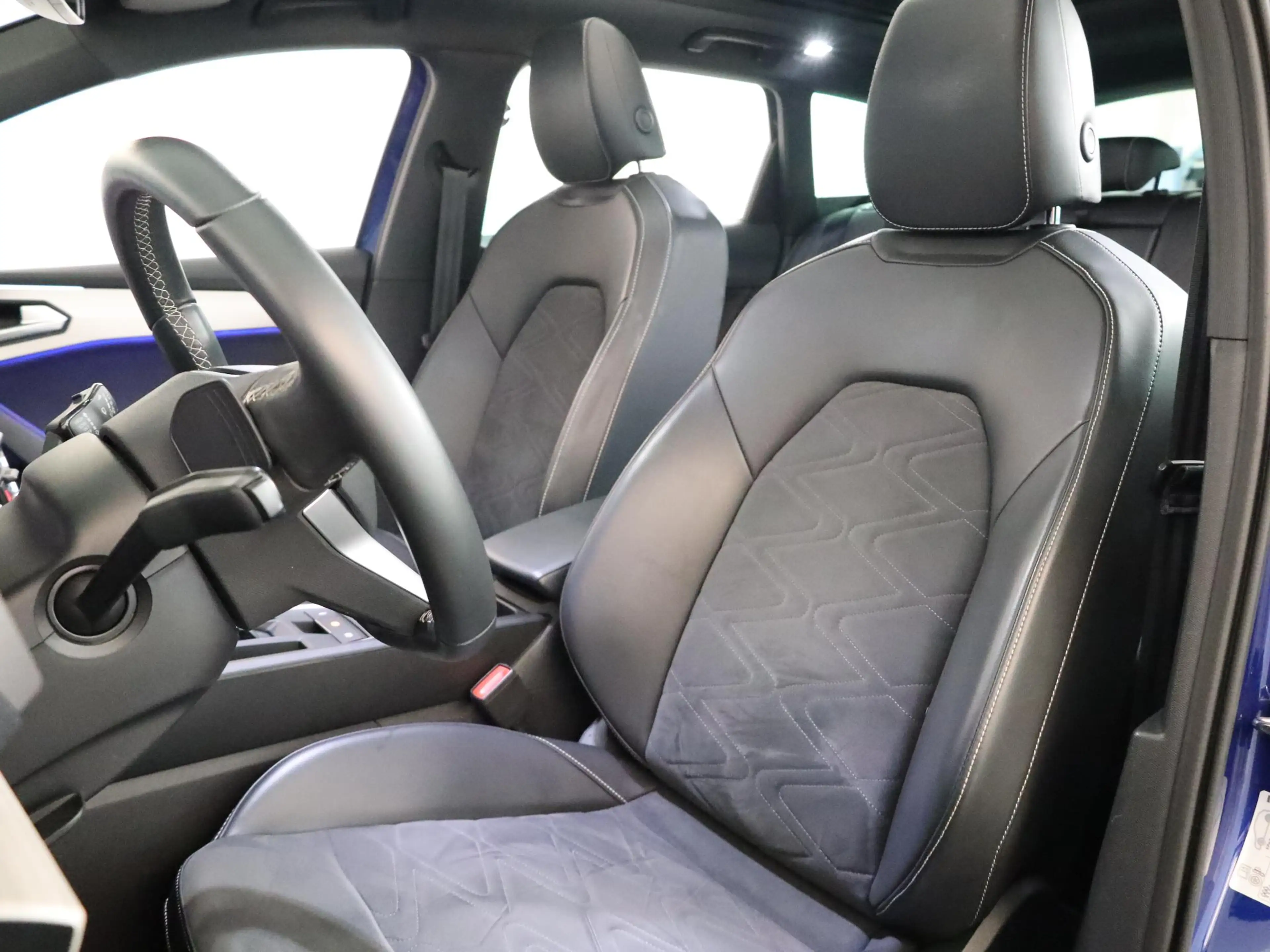 SEAT Leon e-Hybrid Sportstourer 1.4 TSI eHybrid PHEV FR 204pk | Panor — photo 9