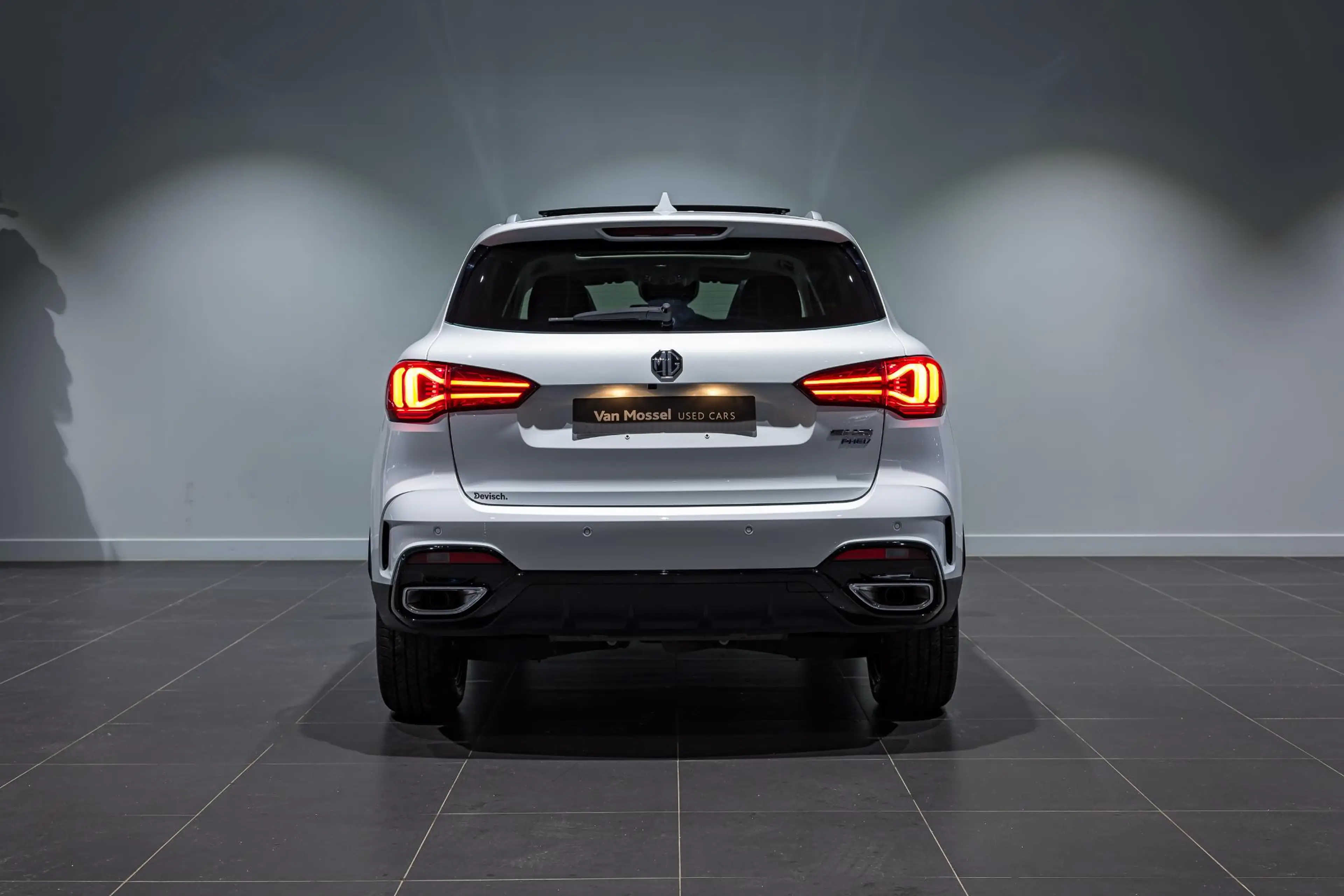 MG EHS 1.5T Luxury Plug-In — photo 6