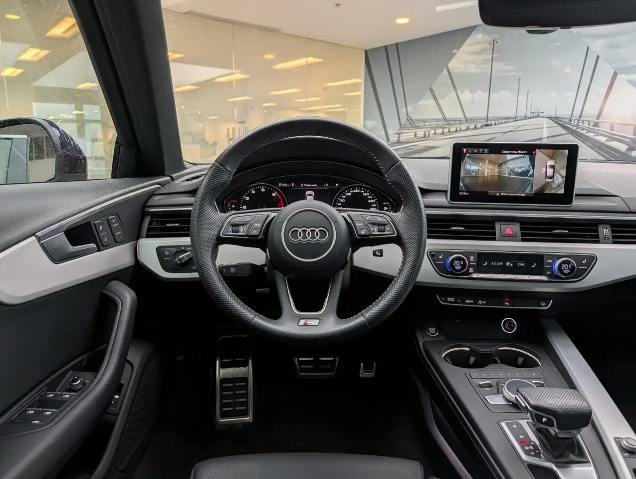 Audi A4 снимка Audi A4