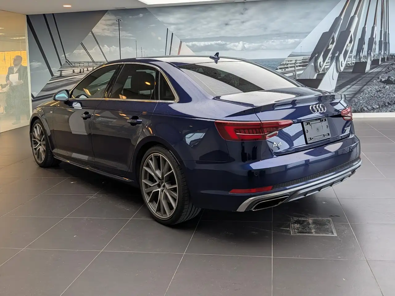Audi A4 снимка Audi A4