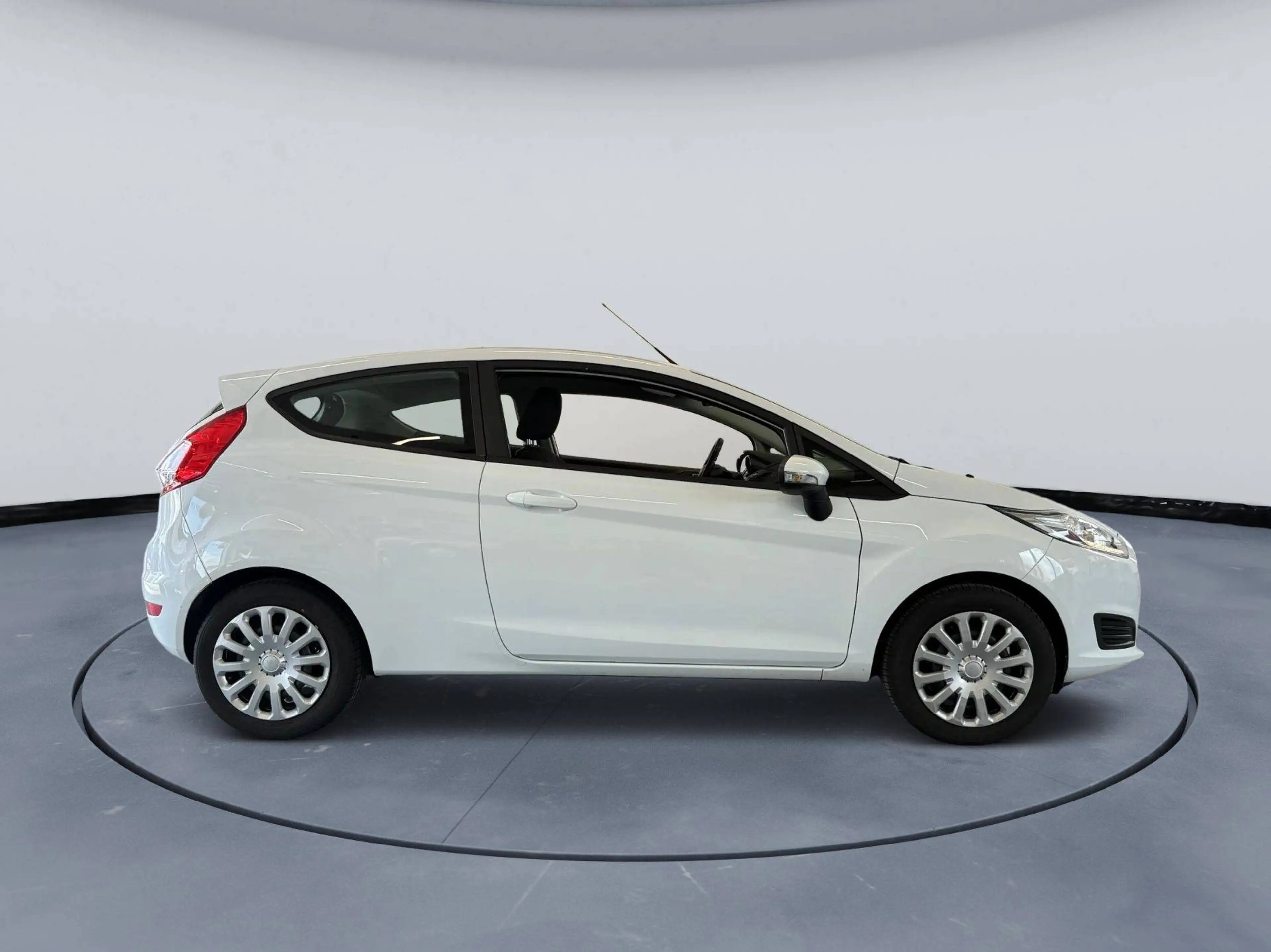 Ford Fiesta Trend 1.25 — photo 4
