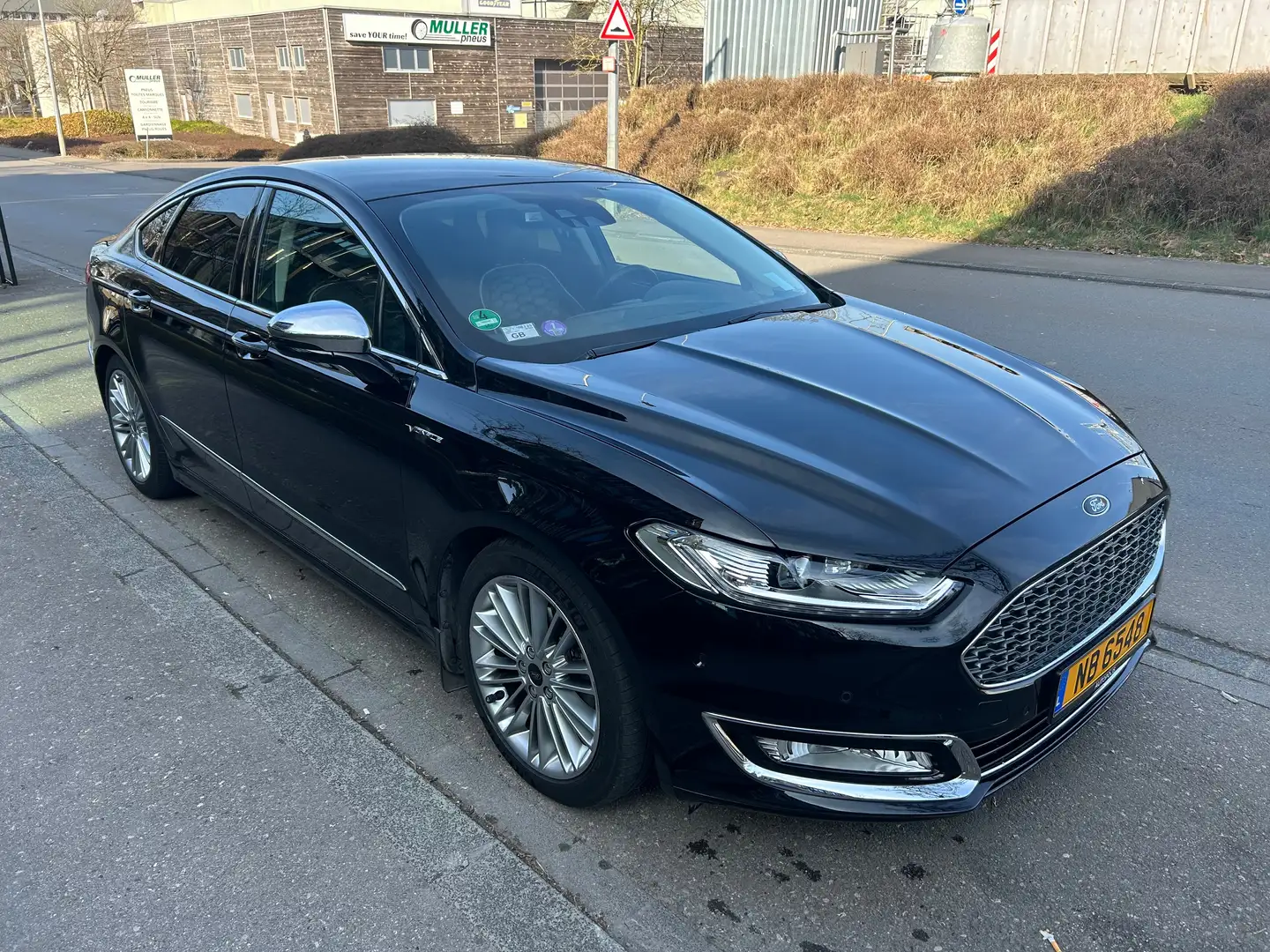 Ford Mondeo Vignale hybride Noir - 1