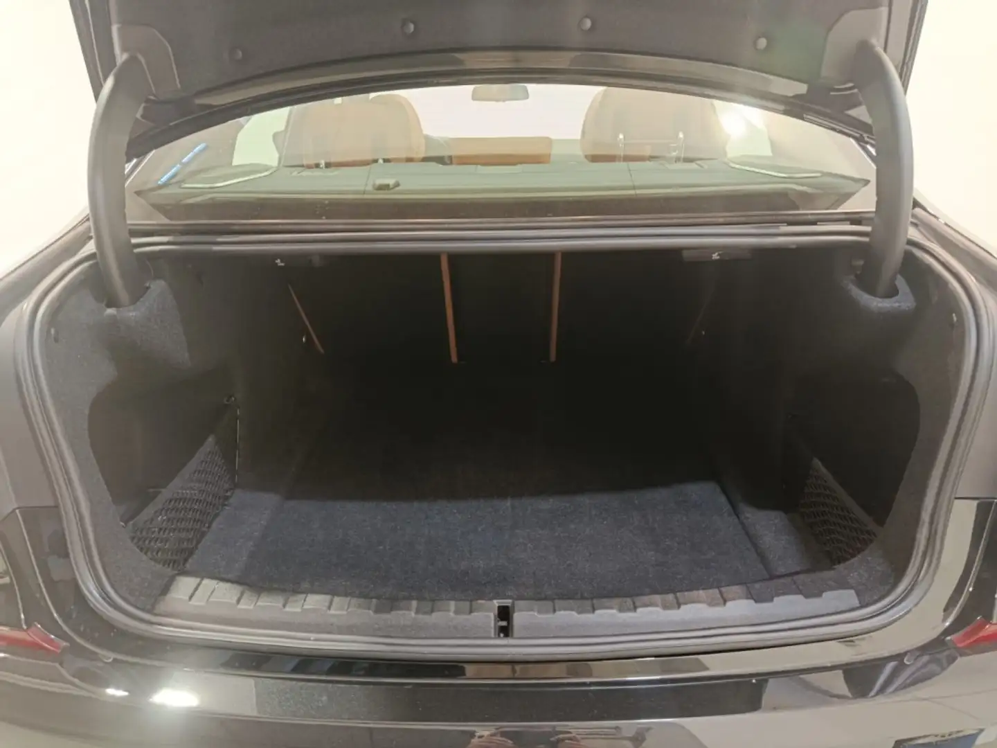 BMW 320 320dA Negro - 2