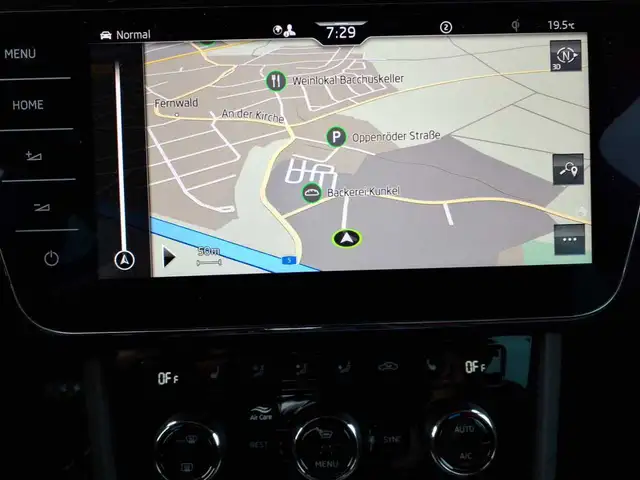 Skoda Superb view 12