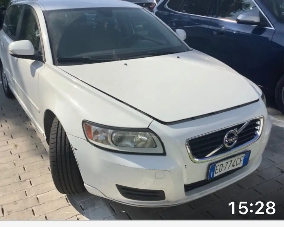 Volvo V50 2011 из Европы — купить под ключ