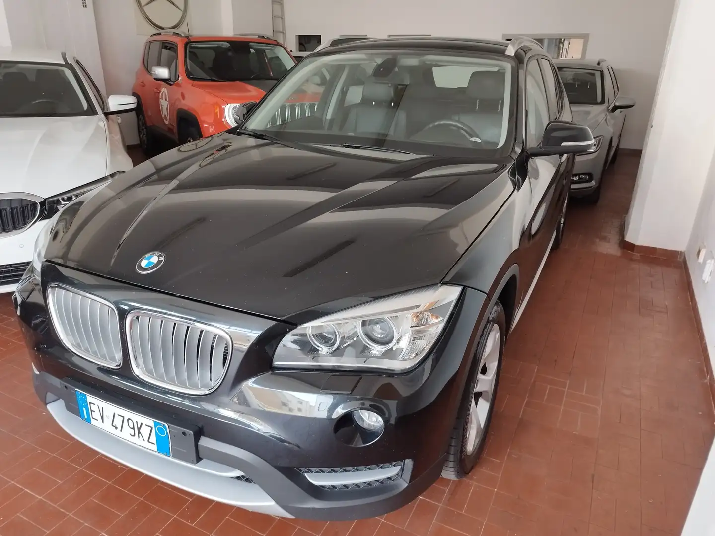 BMW X1 X1 xdrive20d Sport Line 184cv Nero - 1