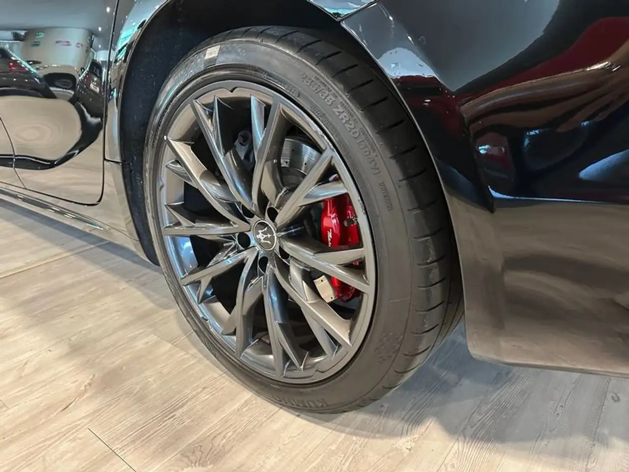 Maserati Ghibli 2021